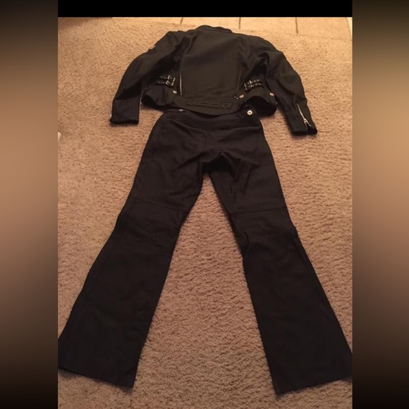 Women’s ICON Racing Leather jacket, pants and boots. - Picture 1 of 3